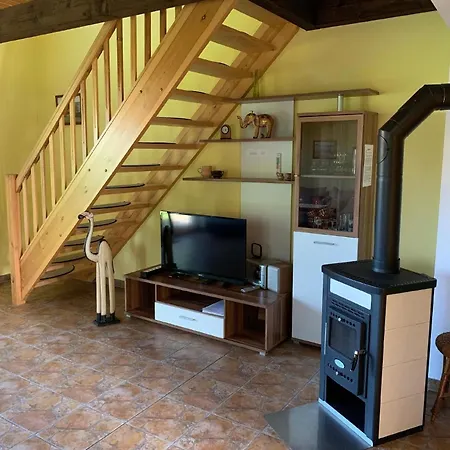 Urige Doppelhaushaelfte Laedt Zum Verweilen Ein Holiday home Heringsdorf (Usedom)